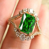 Elegant ring med smaragdsten