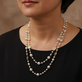 Elegancka złota naszyjnik z małą perłą