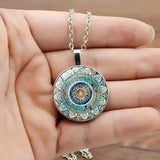Okrągły Retro Naszyjnik z Niebieskimi Mandalami